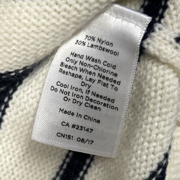 Talbots Sweater Womens Medium Ivory Navy Holiday Christmas Tree Lambswool Soft - Picture 6 of 9